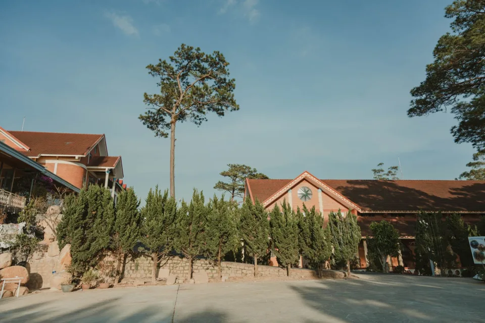 Mặt tiền nhà nghỉ
